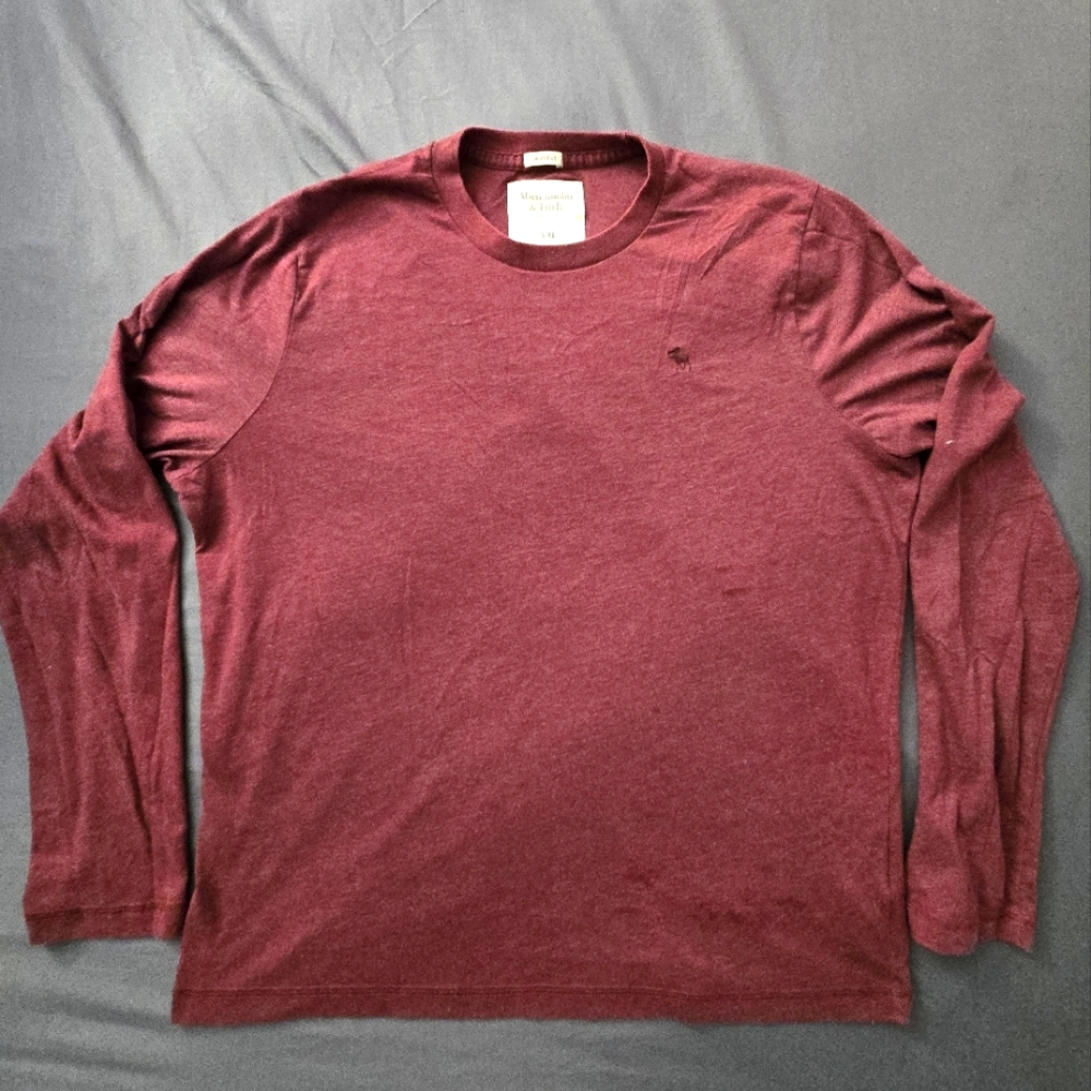 Burgundy Long Sleeve Shirt ( GOOD CONDITION)